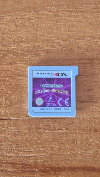 Jeu 3DS en loose " Professeurs layton et le masque des miracles "