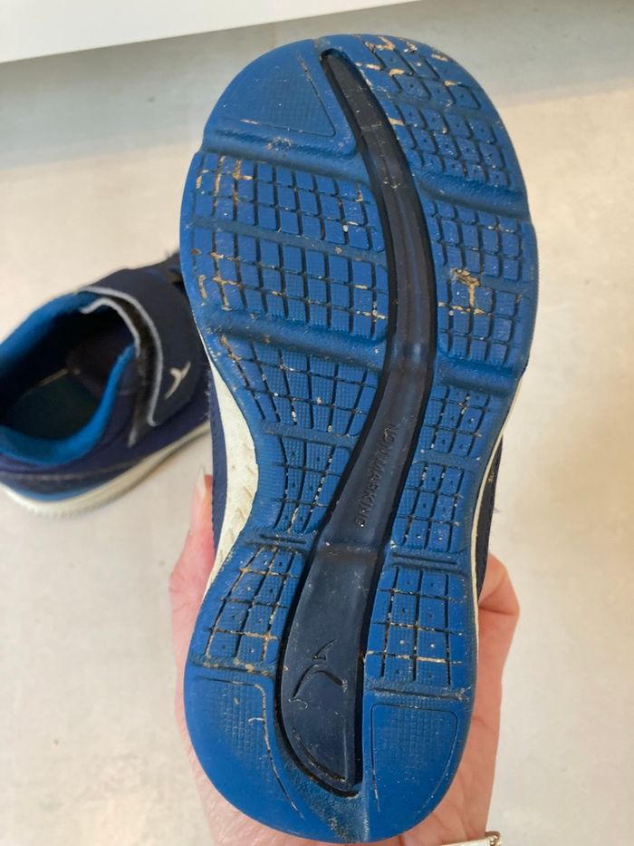 Baskets décathlon T.25 - photo numéro 6