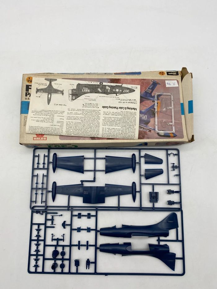Maquette Hasegawa Panther F9F-2 - photo numéro 2
