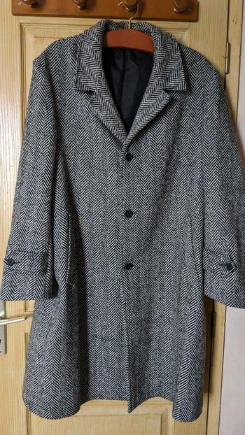 Manteau homme, effet "pied de poule".