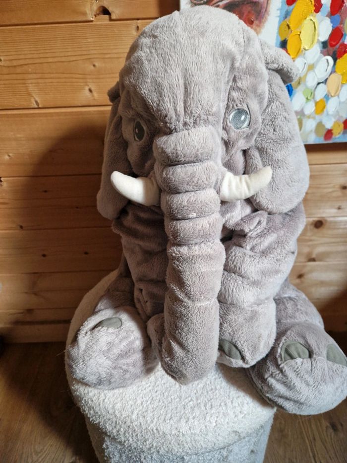 Très belle peluche éléphant toute moelleuse. - photo numéro 3