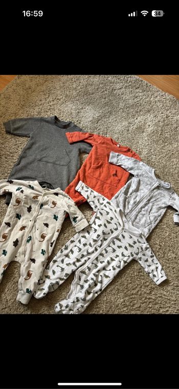 Lot de pyjamas