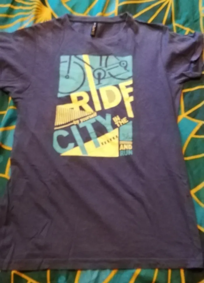 Tee-shirt