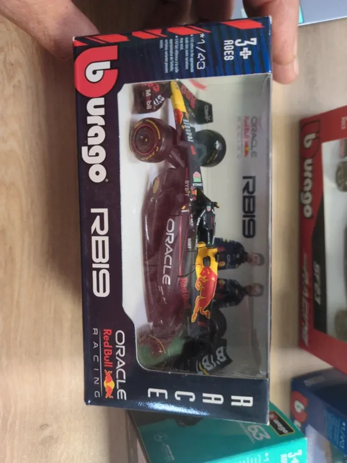 Lot de 5 voitures burago formule 1 1/43 - photo numéro 9