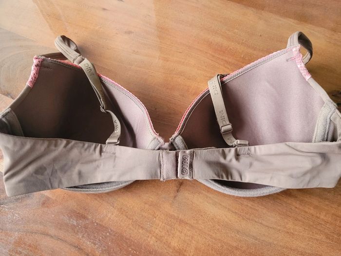 Soutien gorge - photo numéro 2
