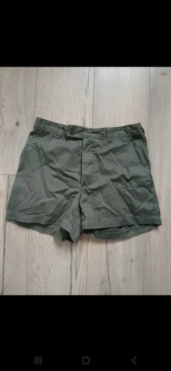 Short vintage kaki militaire 1980 38