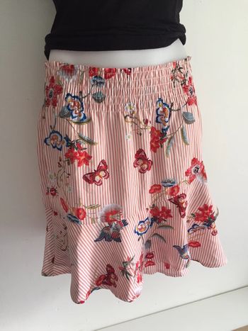 Jupe fleurie Camaïeu T38