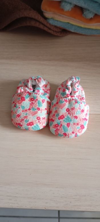 Chaussons bébé taille 13-14