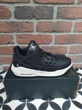 Nike Jordan Max (38.5)