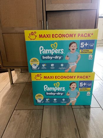 176 couches, Pampers, taille 5 +