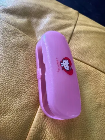 Etuis à lunettes clipsable   Hello Kitty enfants