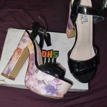 superbes sandales talons hauts taille 35 🎁 neuf 🎁