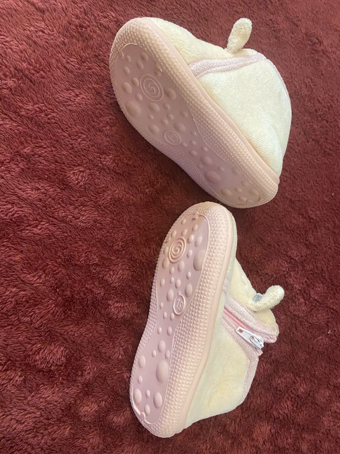 Chaussons bébé fille - photo numéro 2