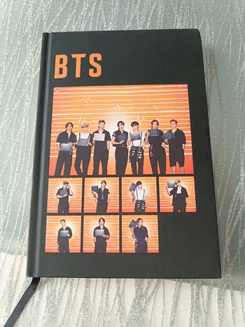 Cahier A5🧡 BTS 🧡Neuf