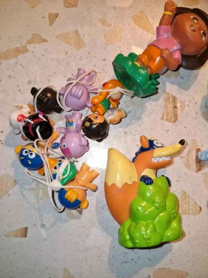 Lot figurines dora - photo numéro 4