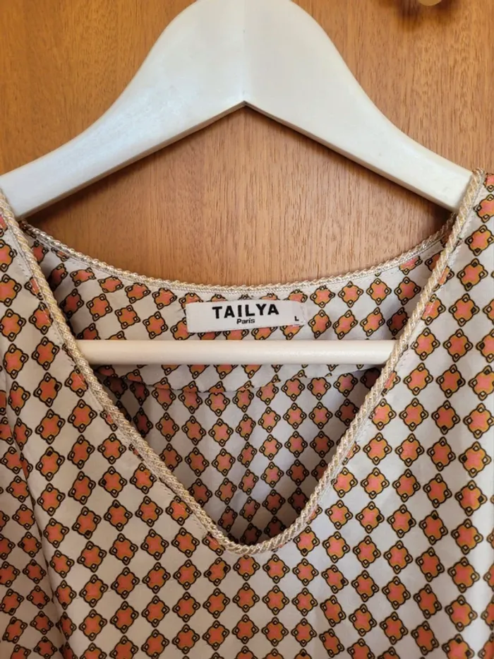 Robe fluide motifs géométriques taille L - photo numéro 3
