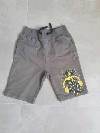Short esprit 8/9 ans