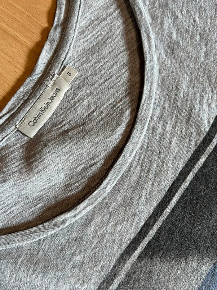 T-shirt Calvin - photo numéro 2