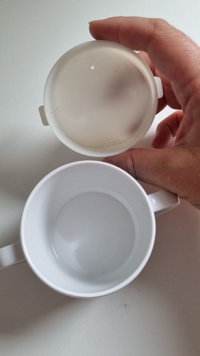 Verre apprentissage avec couvercle - photo numéro 4
