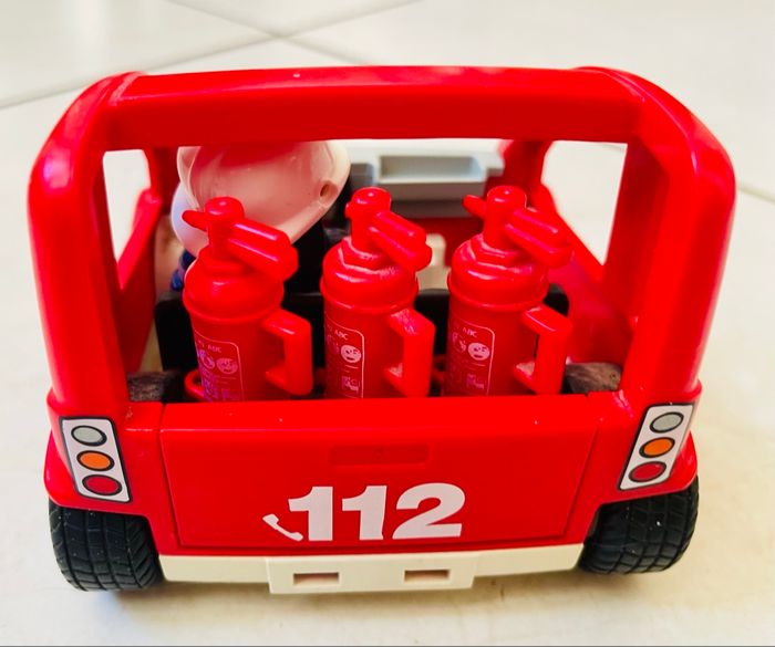 Playmobil - voiture pompier 🧑‍🚒 - photo numéro 4