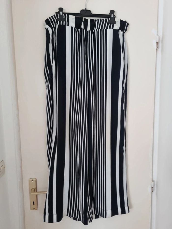 Pantalon fluide jambes larges H& M taille 42