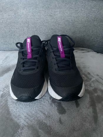 Basket nike révolution