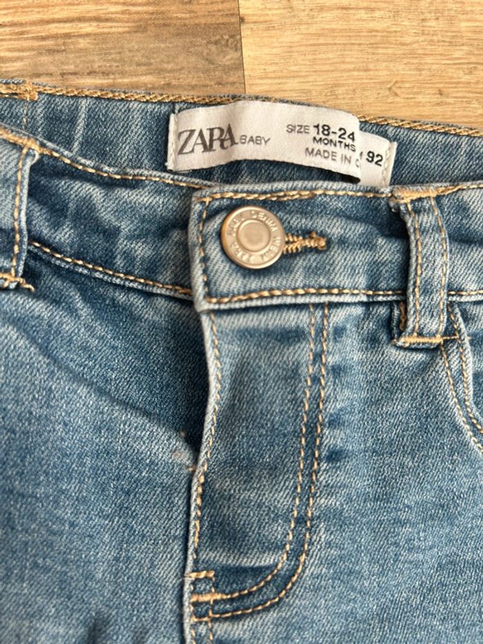 Lot jeans Zara 18/24 mois - photo numéro 5