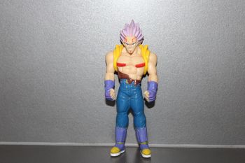 Figurine Baby Vegeta - DBZ