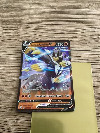 carte Pokémon 087/163 rapid strike urshifu V anglais ANG année 2021