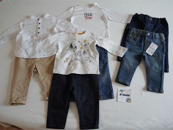 Lot n°4 Vêtements Kiabi 6 mois : 4 pantalons + 1 Jean neuf avec étiquette + 3 hauts