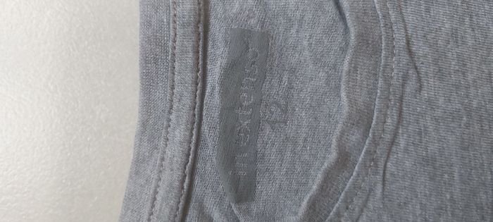 Tshirt manche longue 12 ans - photo numéro 3