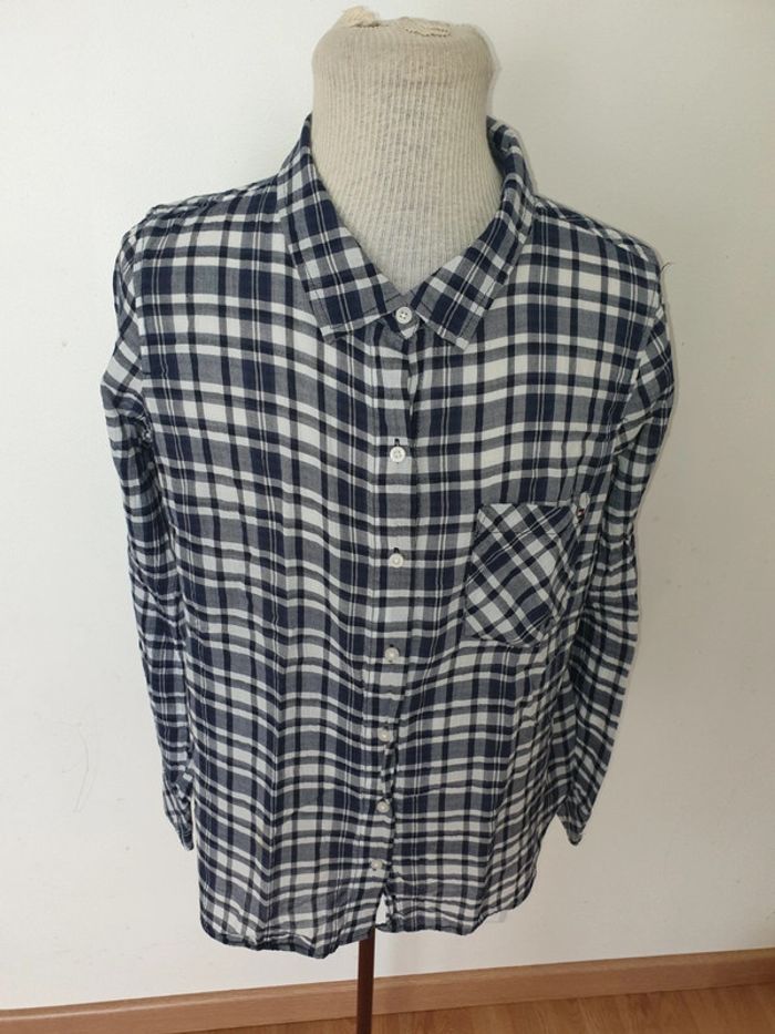 53- Chemise Tommy Hilfiger pour femme