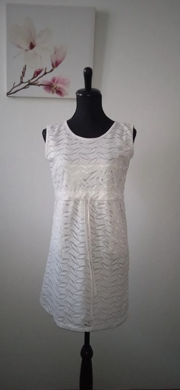 robe courte dentelle