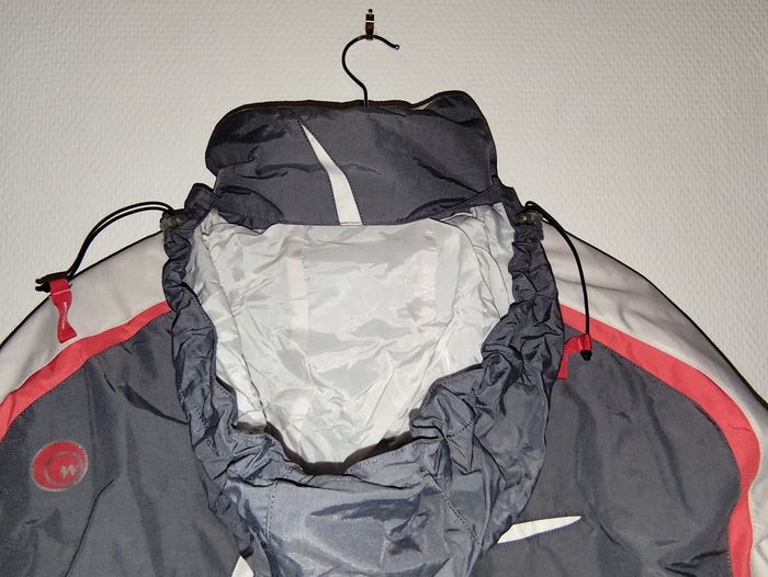 Blouson ski anorak veste d'hiver ski quechua (idem wedze) de Decathlon taille 40  pour femme - photo numéro 6