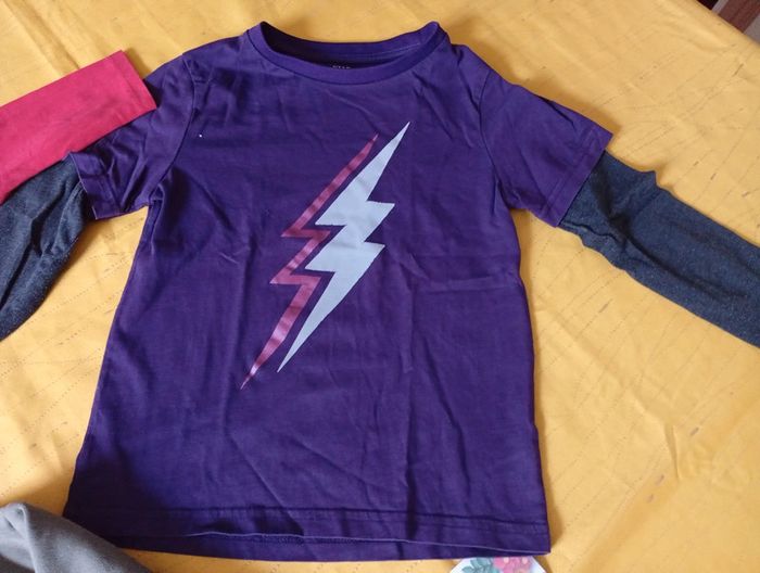 Lot de 3 vêtements assortis : 2 tee shirt + 1 sweat Catimini 6 ans garçon - photo numéro 5