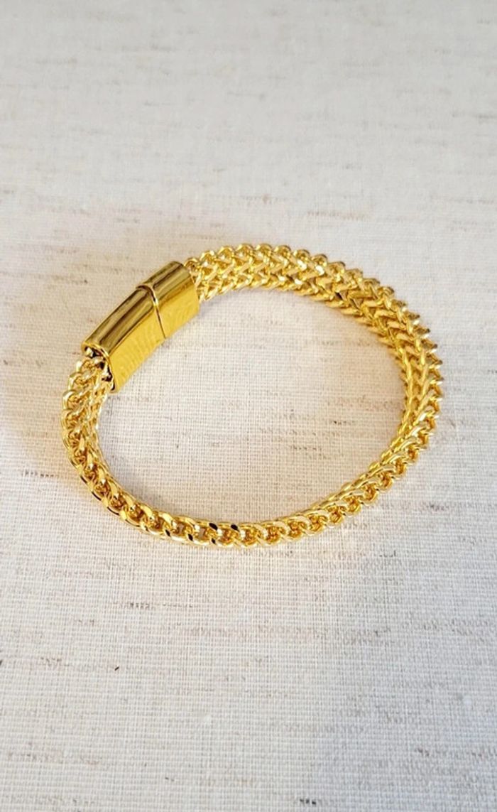 Bracelet doré maille tressée – style chic et moderne - photo numéro 3