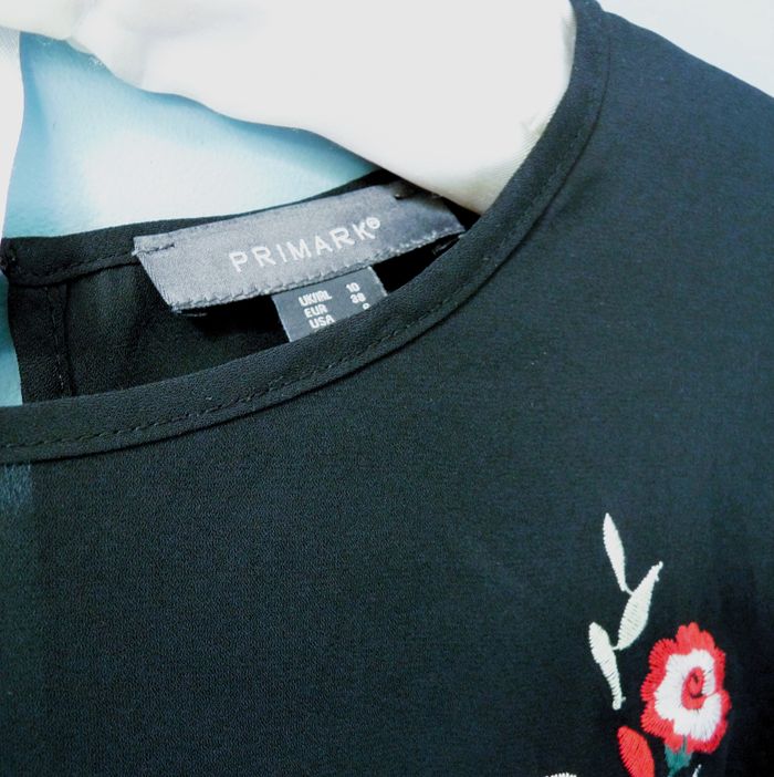 Blouse Femme 38 M Primark TBE manches volantées fleurs - photo numéro 2