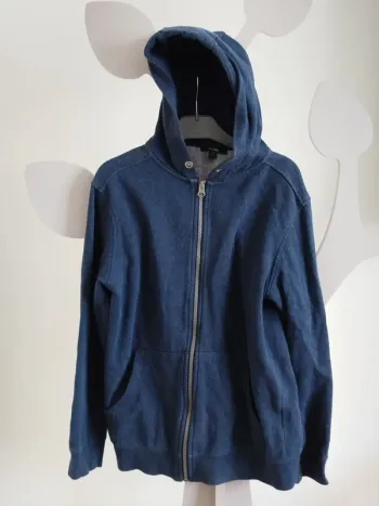 Sweat zippé à capuche bleu marine Kiabi taille 12 ans