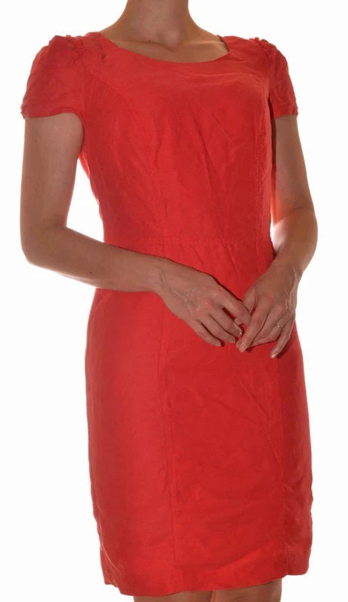 Robe chic rouge corail uni manches courtes doublée taille 36