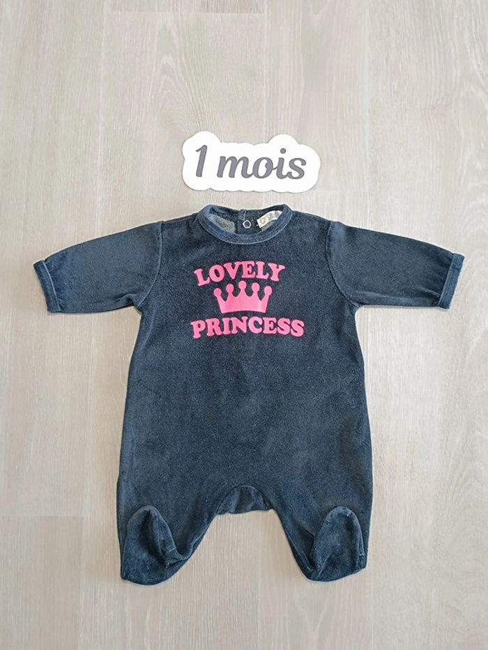 Pyjama bébé fille taille 1 mois
