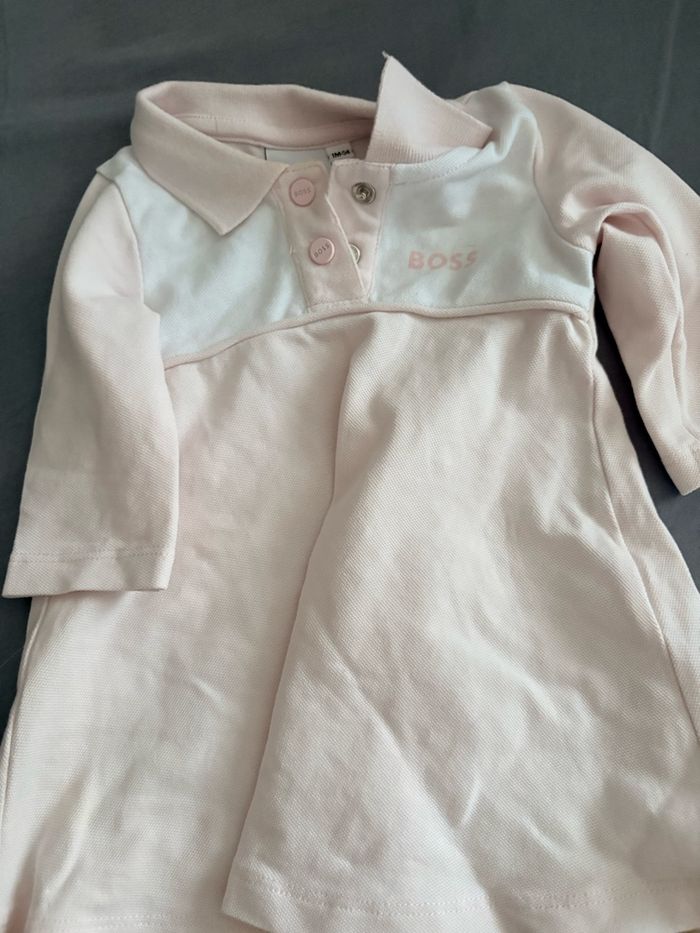 Robe 1 mois HugoBoss - photo numéro 2