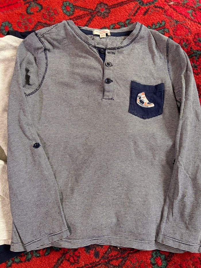 Lot t-shirt manche longue garçon 8 ans - photo numéro 2