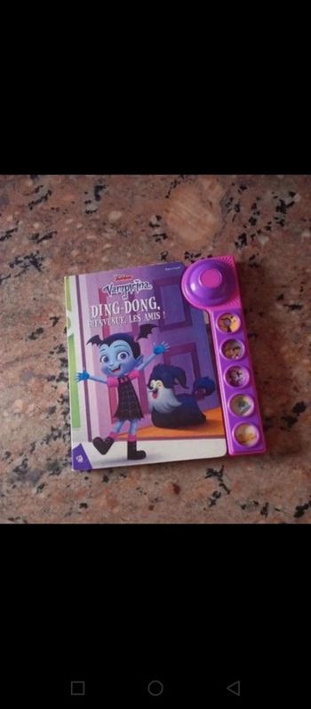 🦇Livre interactif vampirina ding dong bienvenue les amis.