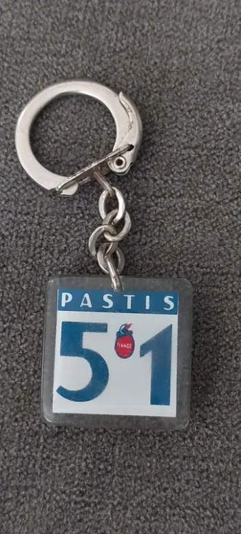 Porte-clé vintage pastis 51