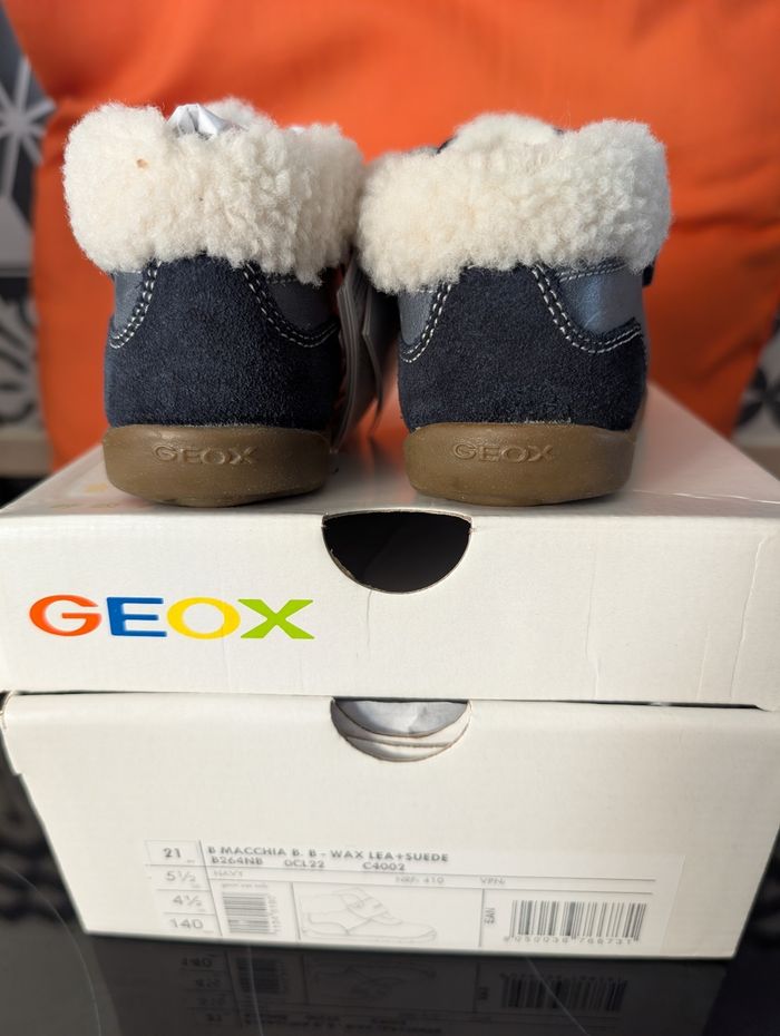 Chaussures tout cuir doux et souple garçon. Chaudes. Taille 21 idéal premier pas. Neuf. Geox - photo numéro 2