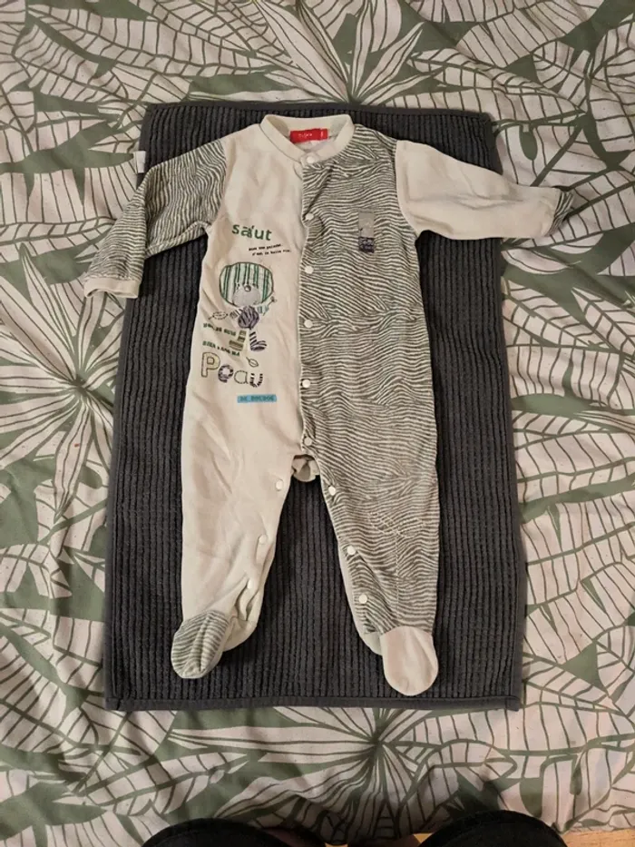Lot de 9 pyjamas - photo numéro 11