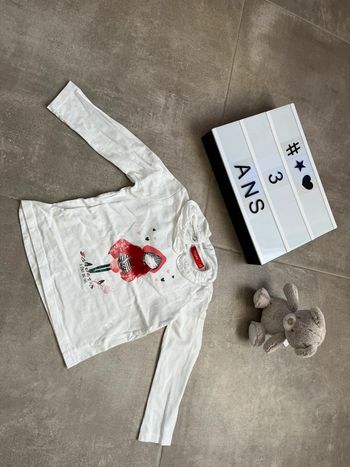 TEE shirt