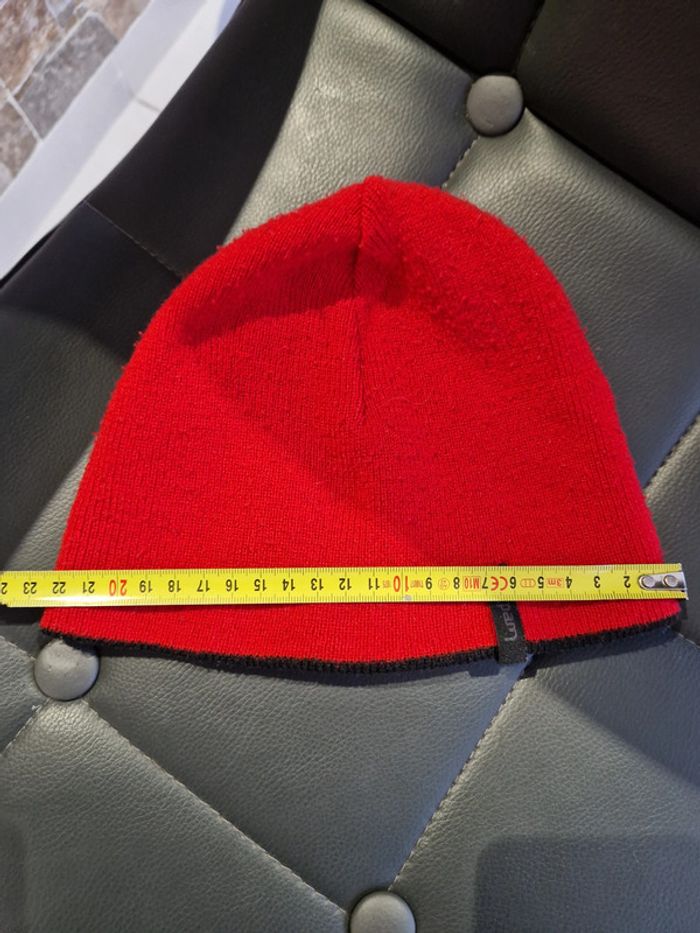 1 bonnet rouge noir enfant