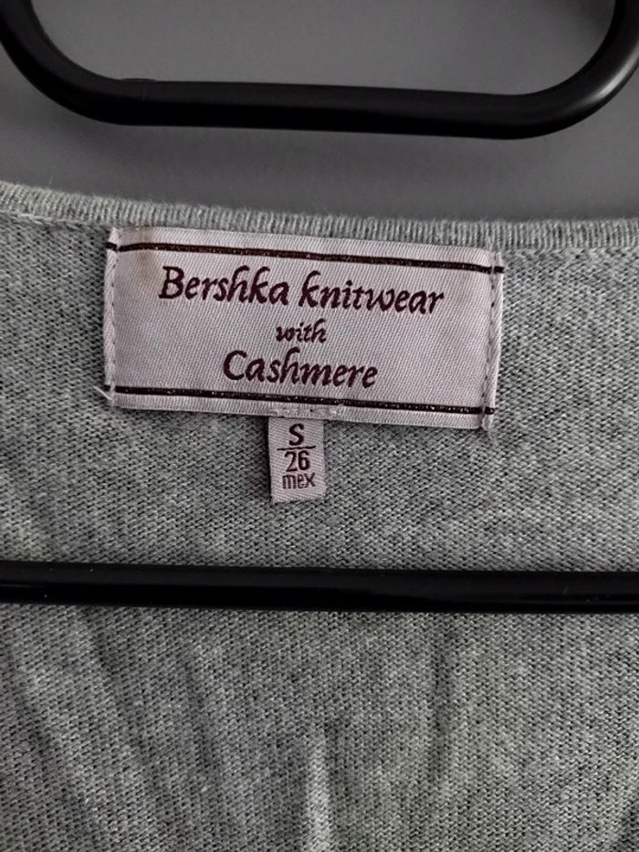 Pull Bershka en Cachemire - photo numéro 3