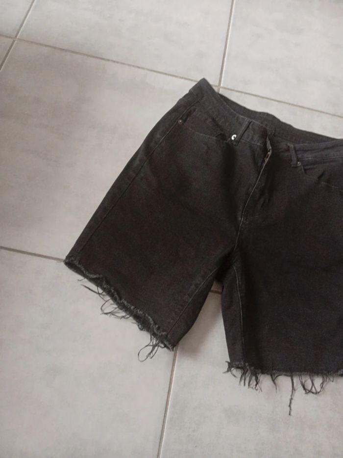 Short jean noir - photo numéro 2